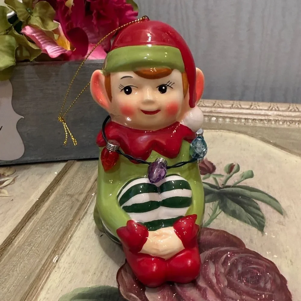 Mr. Christmas Follow the Magic Lighted Elf Ornament